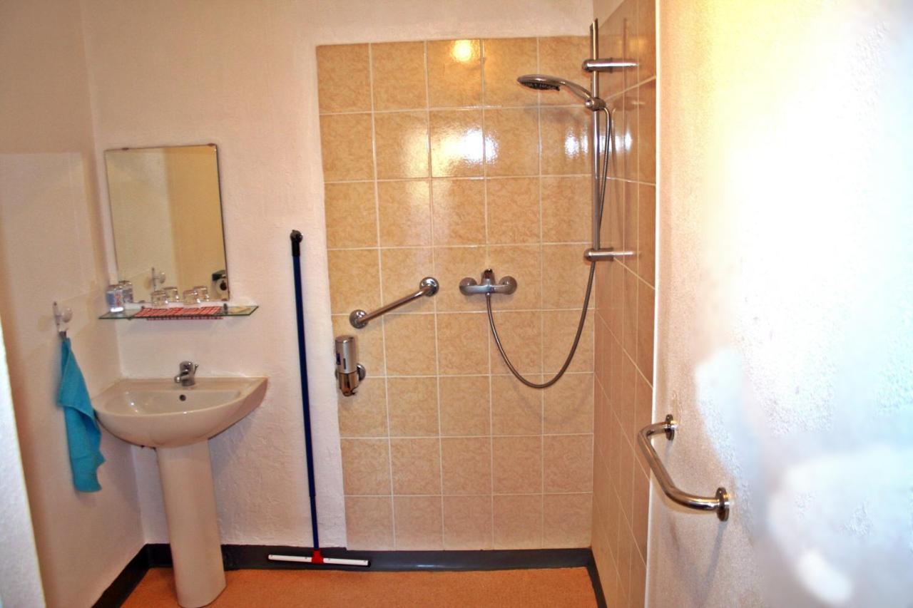 Bonabri Vacances - Chambres D'Hotes Chazelles  エクステリア 写真