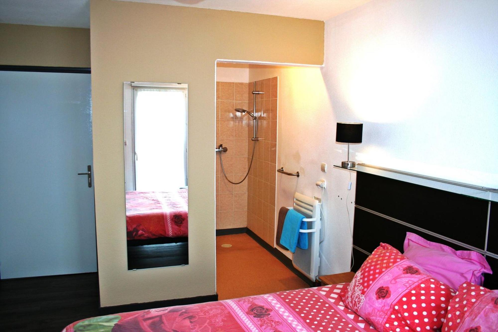 Bonabri Vacances - Chambres D'Hotes Chazelles  部屋 写真